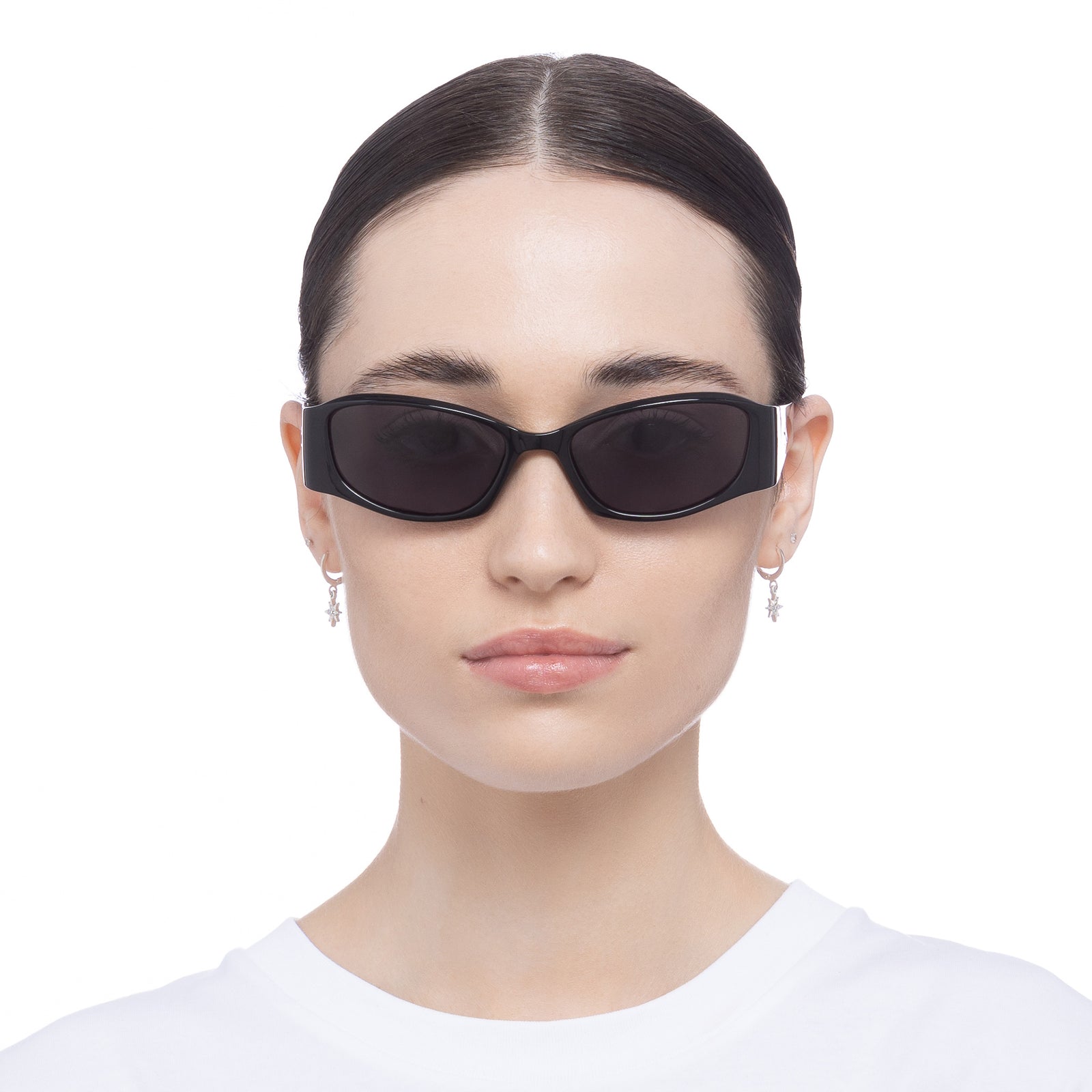Barrier Black Uni-Sex Wrap Sunglasses | Le Specs