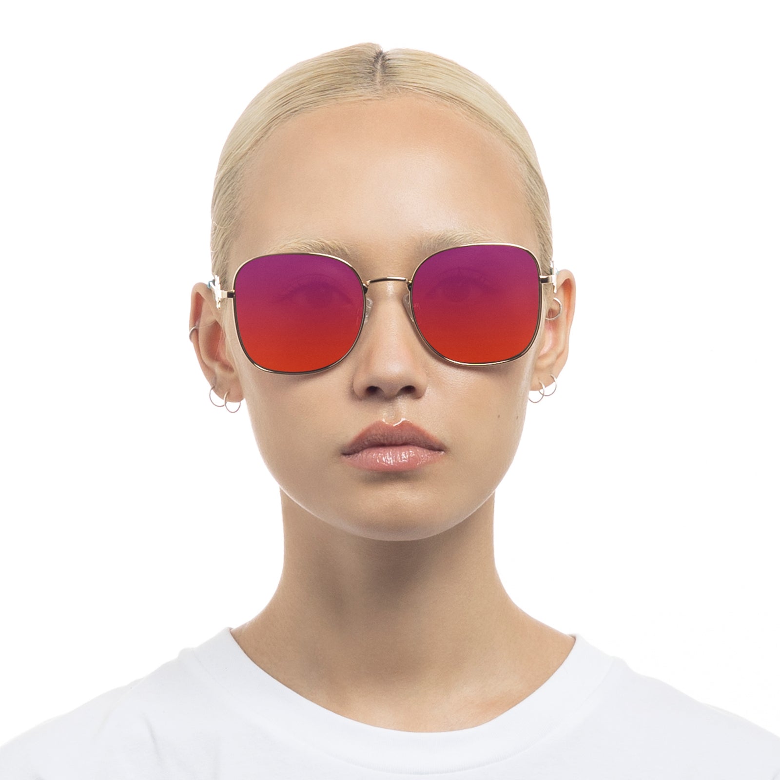 Metamorphosis Bright Gold Female Round Sunglasses | Le Specs