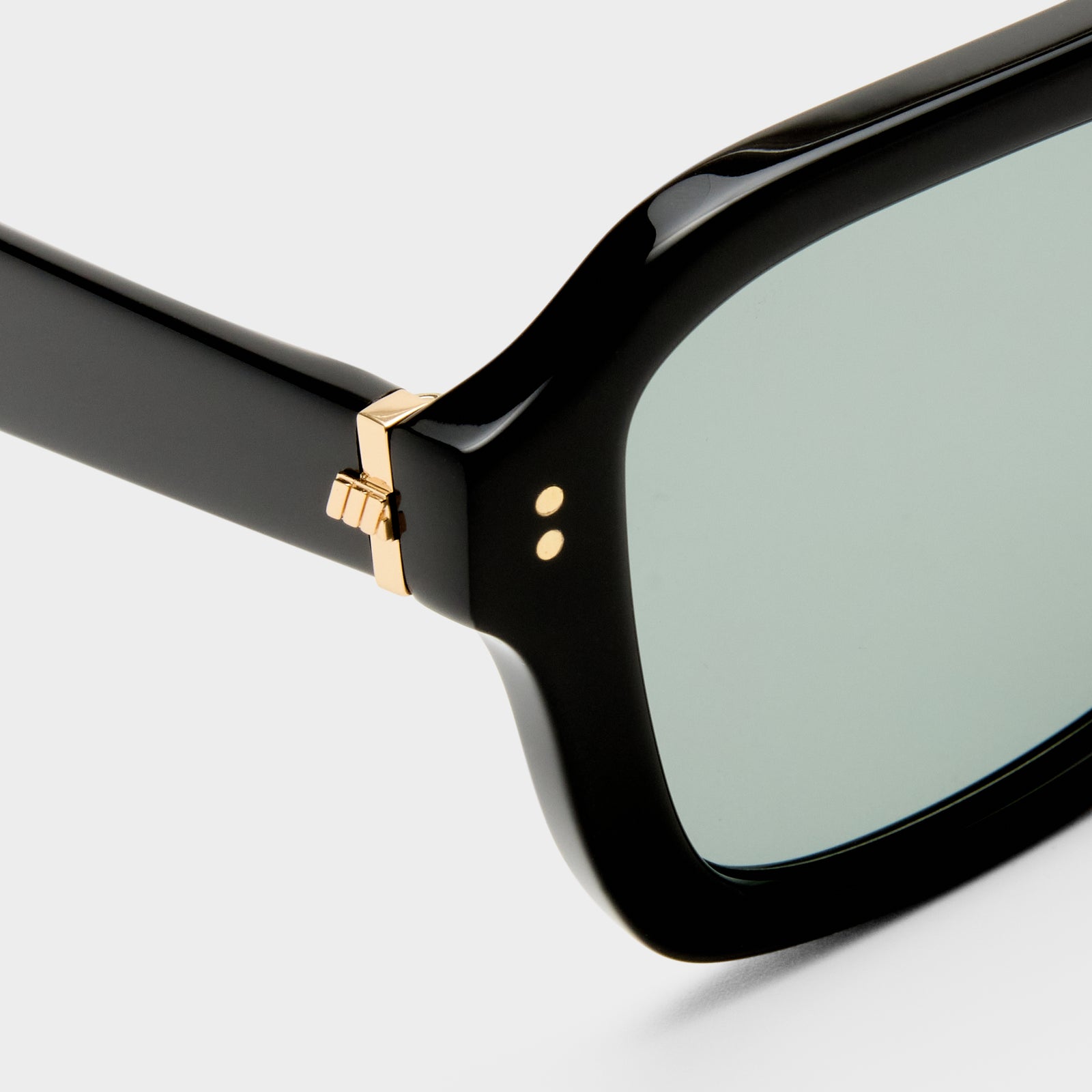 Subtext Black Uni-Sex Aviator Sunglasses | Le Specs