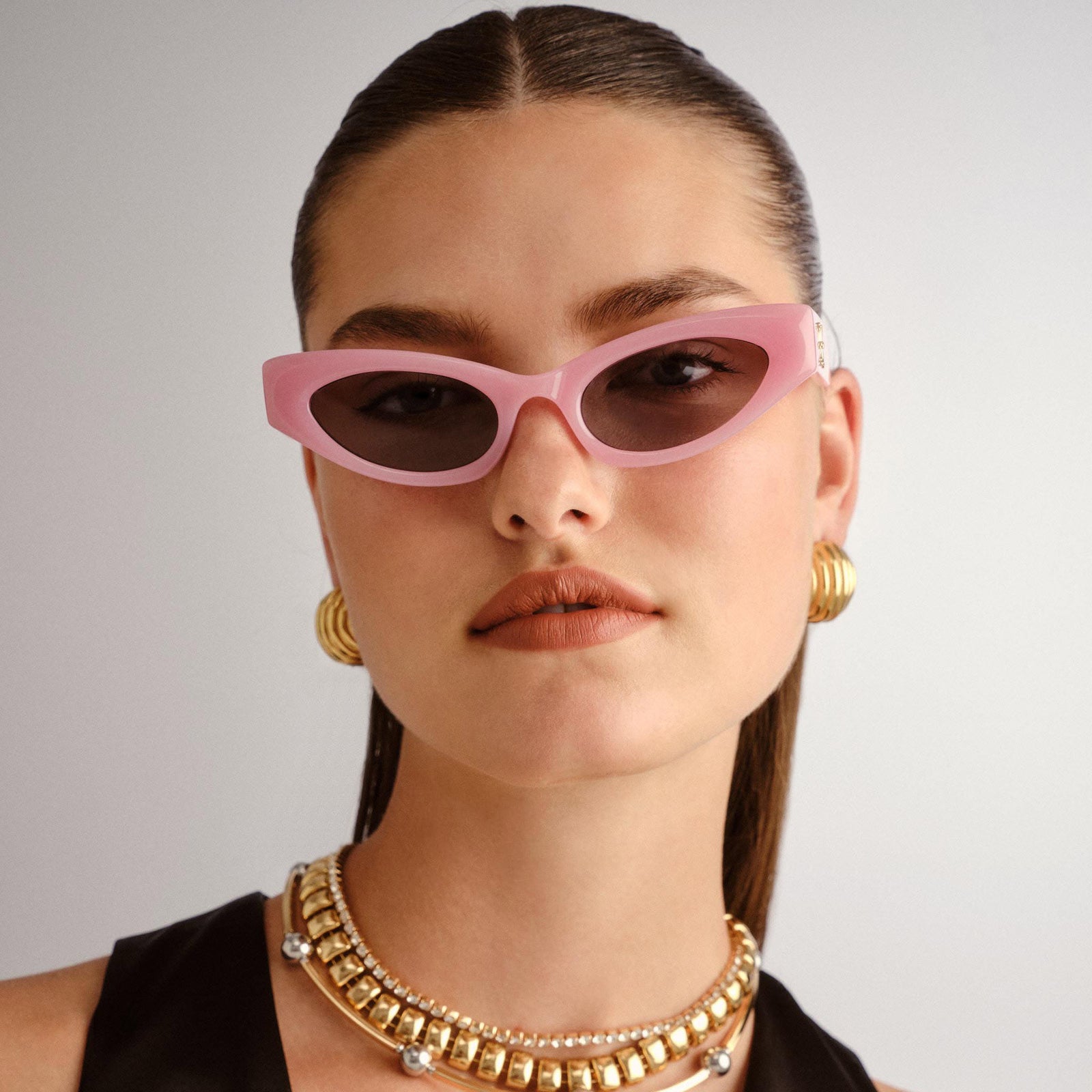 The Stealth Cosmetic Pink Female Cat-Eye Sunglasses | Le Specs