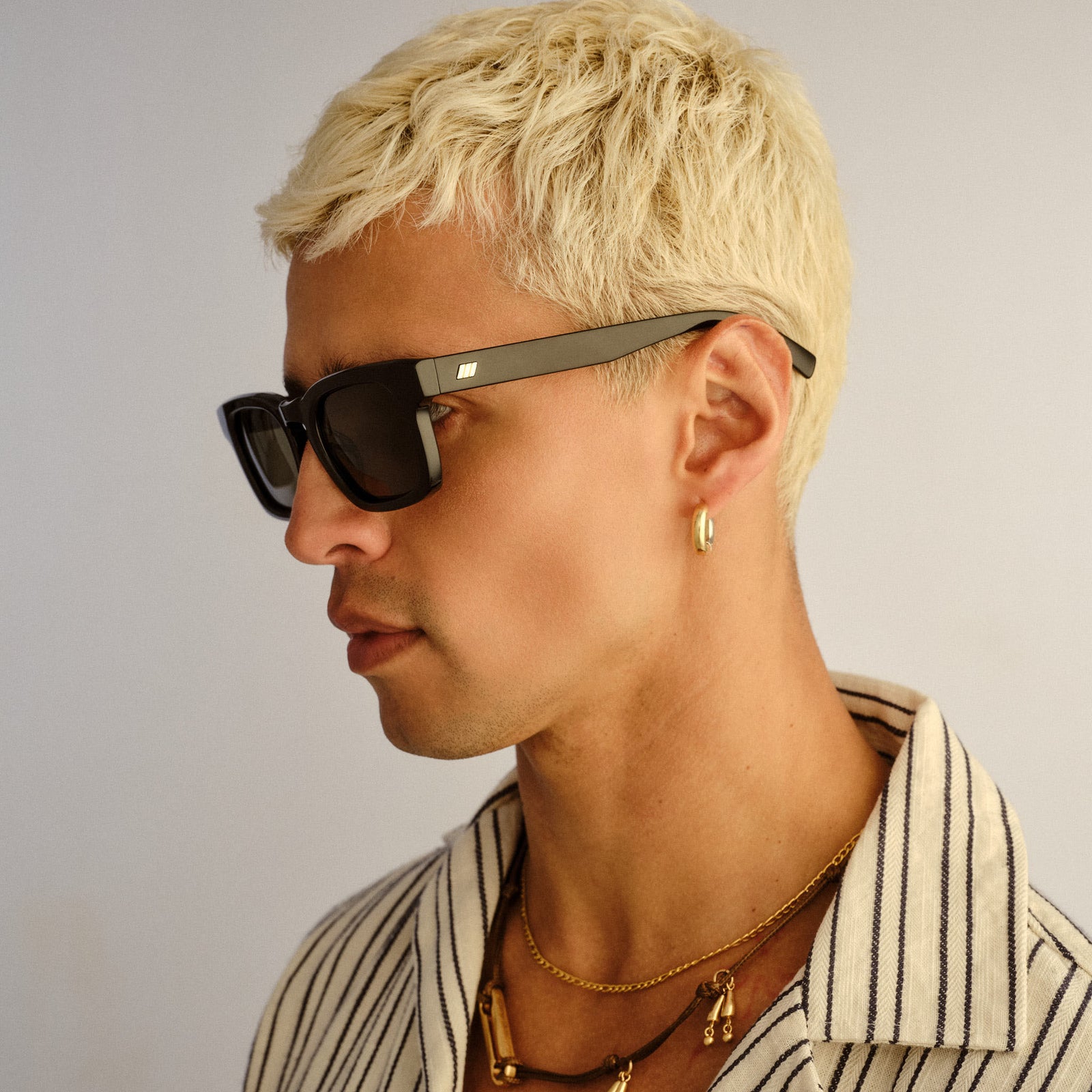 Iceberg + Black Uni-Sex Square Sunglasses | Le Specs