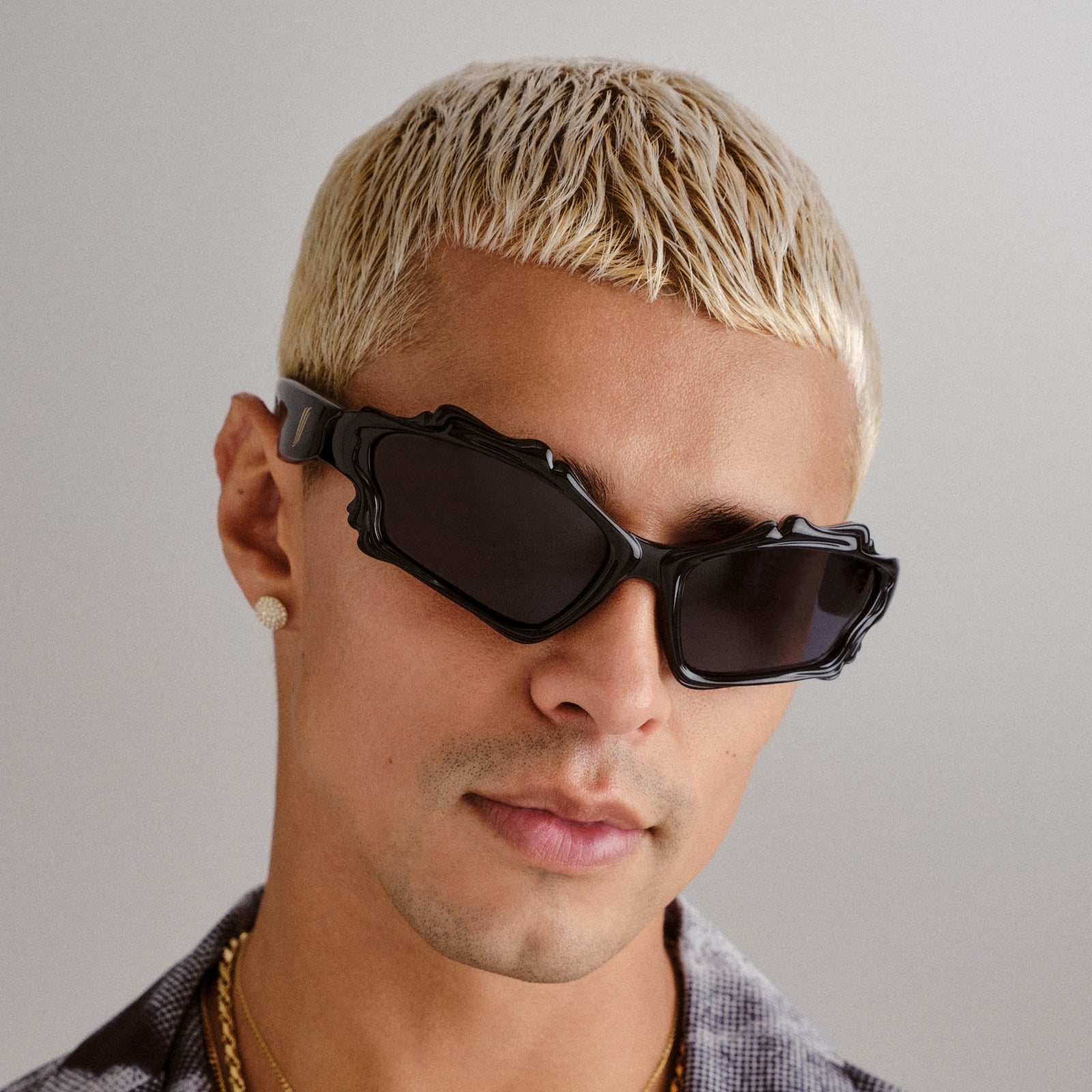 Le Siren Black Uni-Sex Wrap Sunglasses | Le Specs