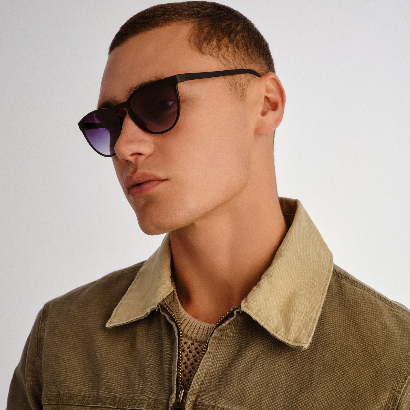 Invincible Matte Black Uni-Sex Round Sunglasses | Le Specs