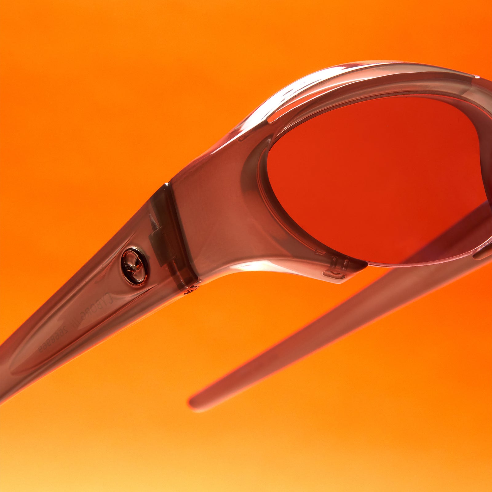 Cyborg Smoke Uni-Sex Oval Sunglasses | Le Specs