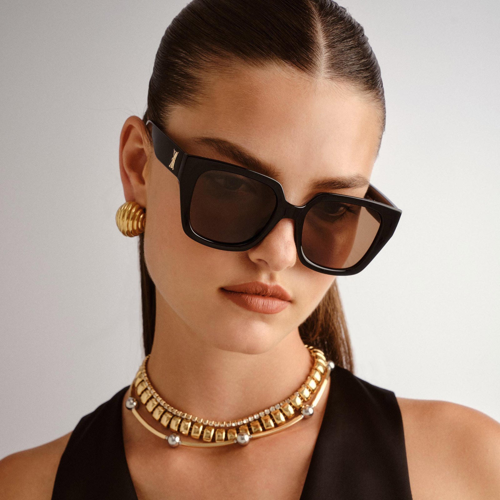 The Illusion Black Female Square Sunglasses | Le Specs