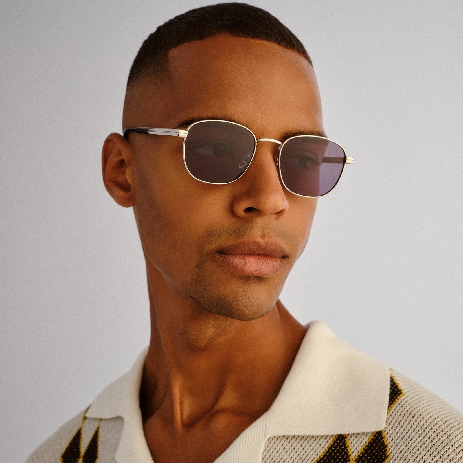 Zenith Silver Uni-Sex Square Sunglasses | Le Specs