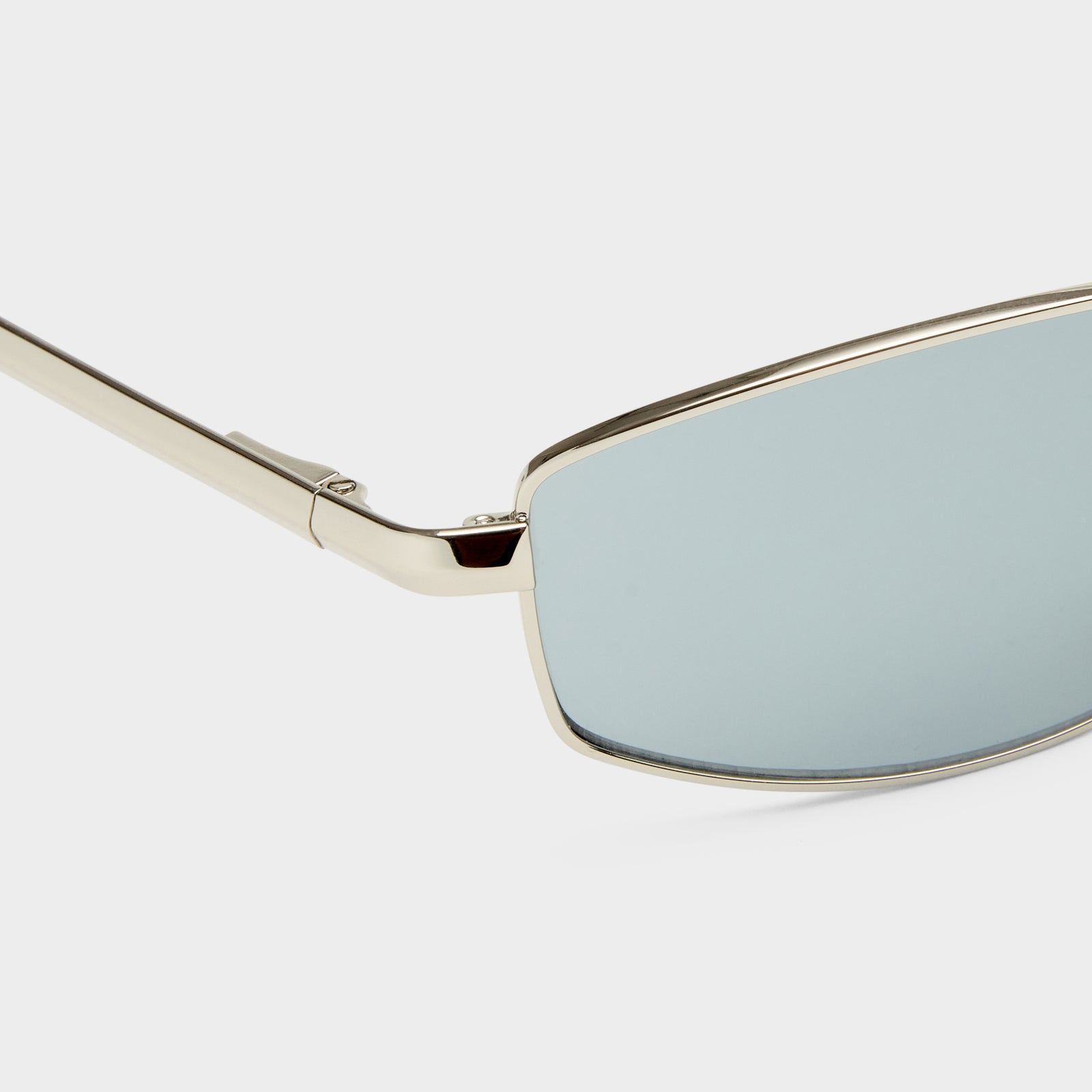 Star Beam Silver Uni-Sex Wrap Sunglasses | Le Specs
