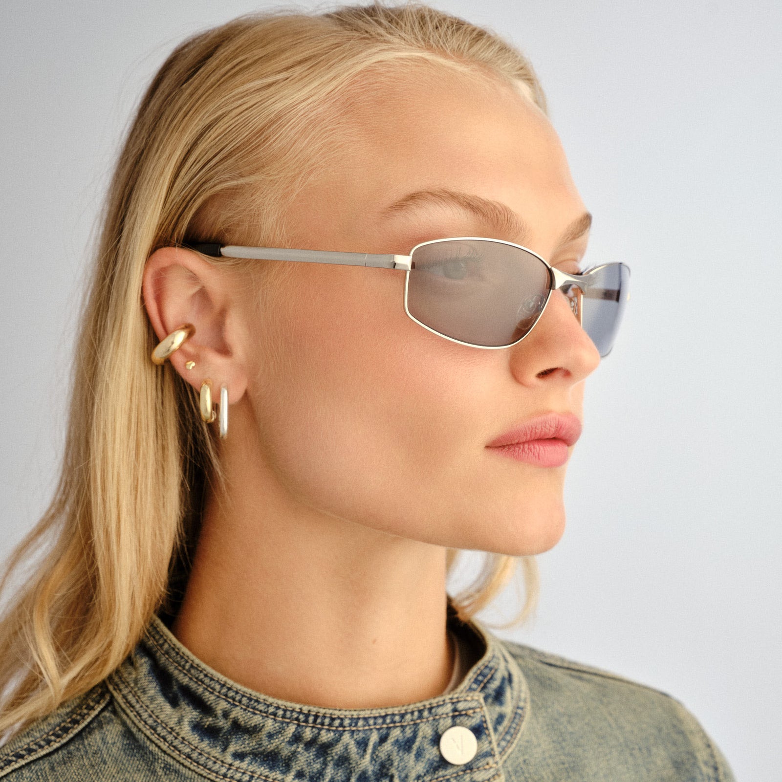 Star Beam Silver Uni-Sex Wrap Sunglasses | Le Specs