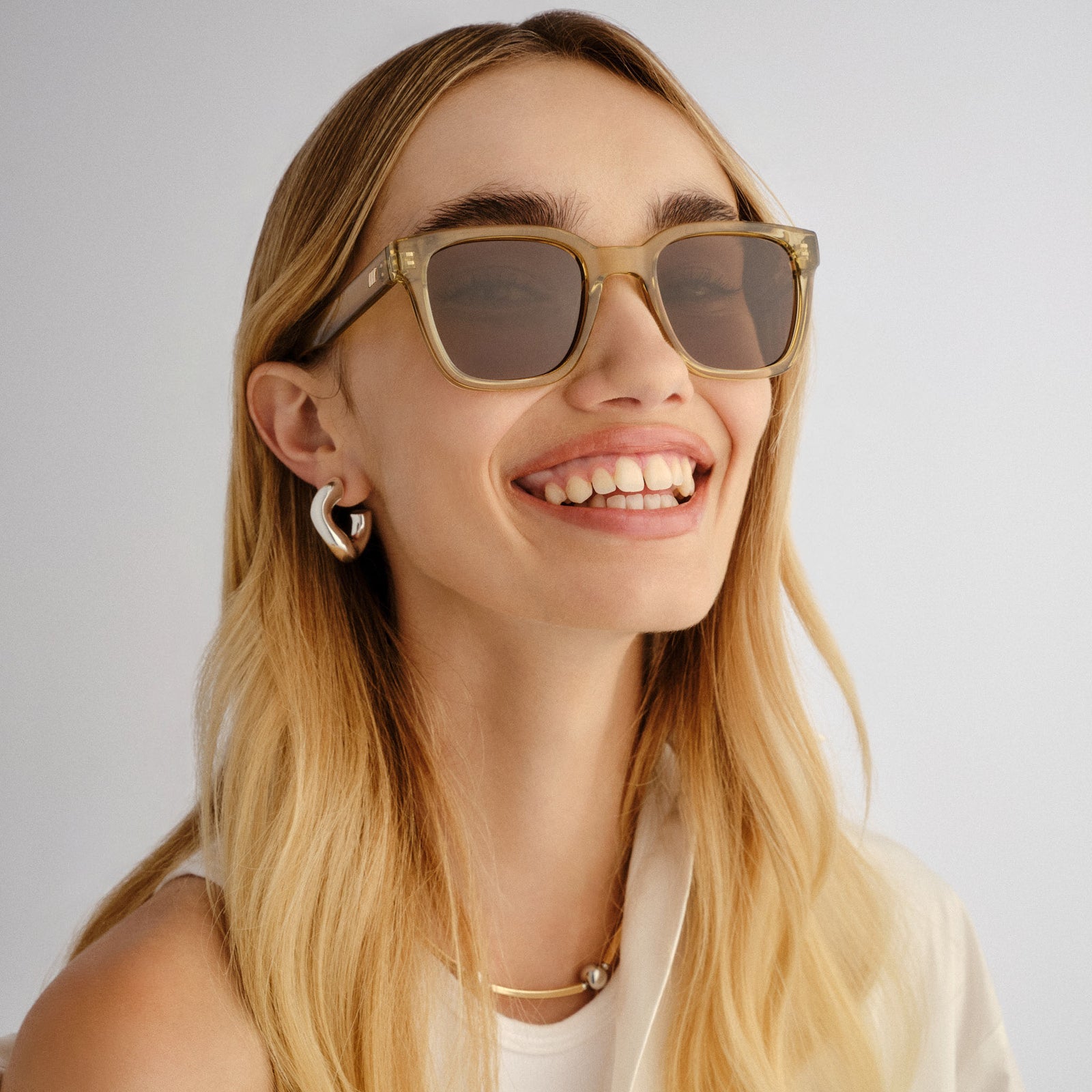 Elixir Whiskey Uni-Sex Square Sunglasses | Le Specs