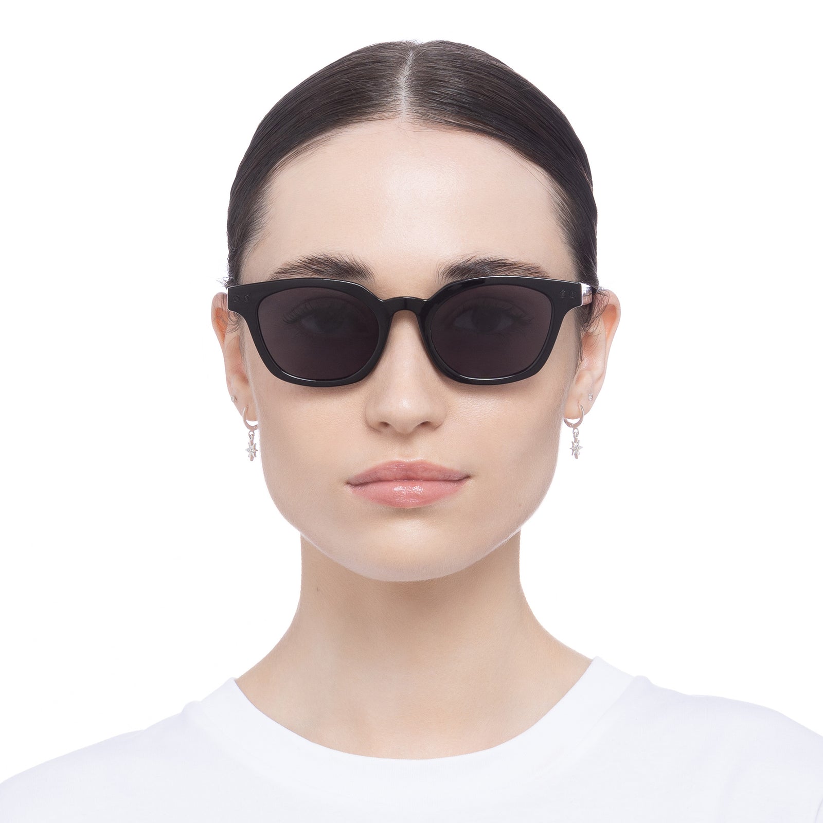 Facade Black Uni-Sex Square Sunglasses | Le Specs