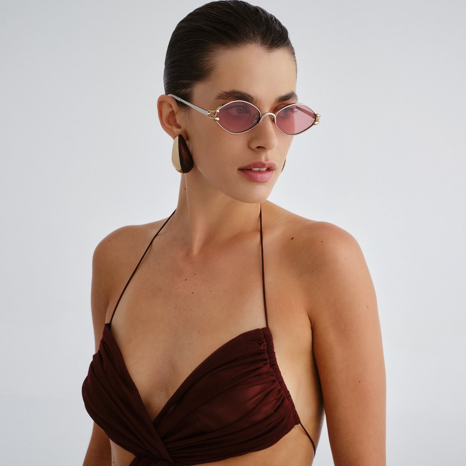 Numero Quince Silver Gold Female Oval Sunglasses | Le Specs
