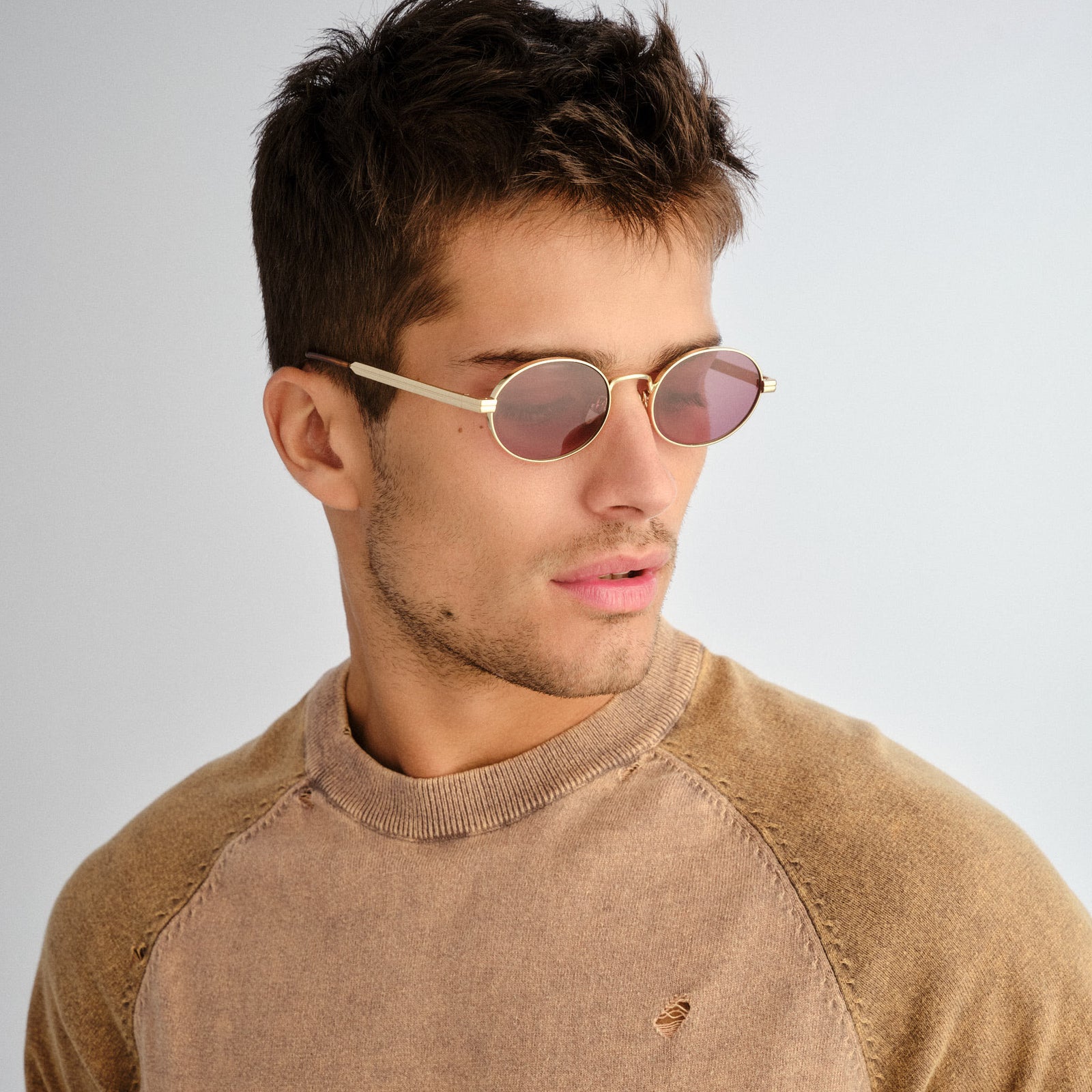 Side Bar Gold Uni-Sex Round Sunglasses | Le Specs