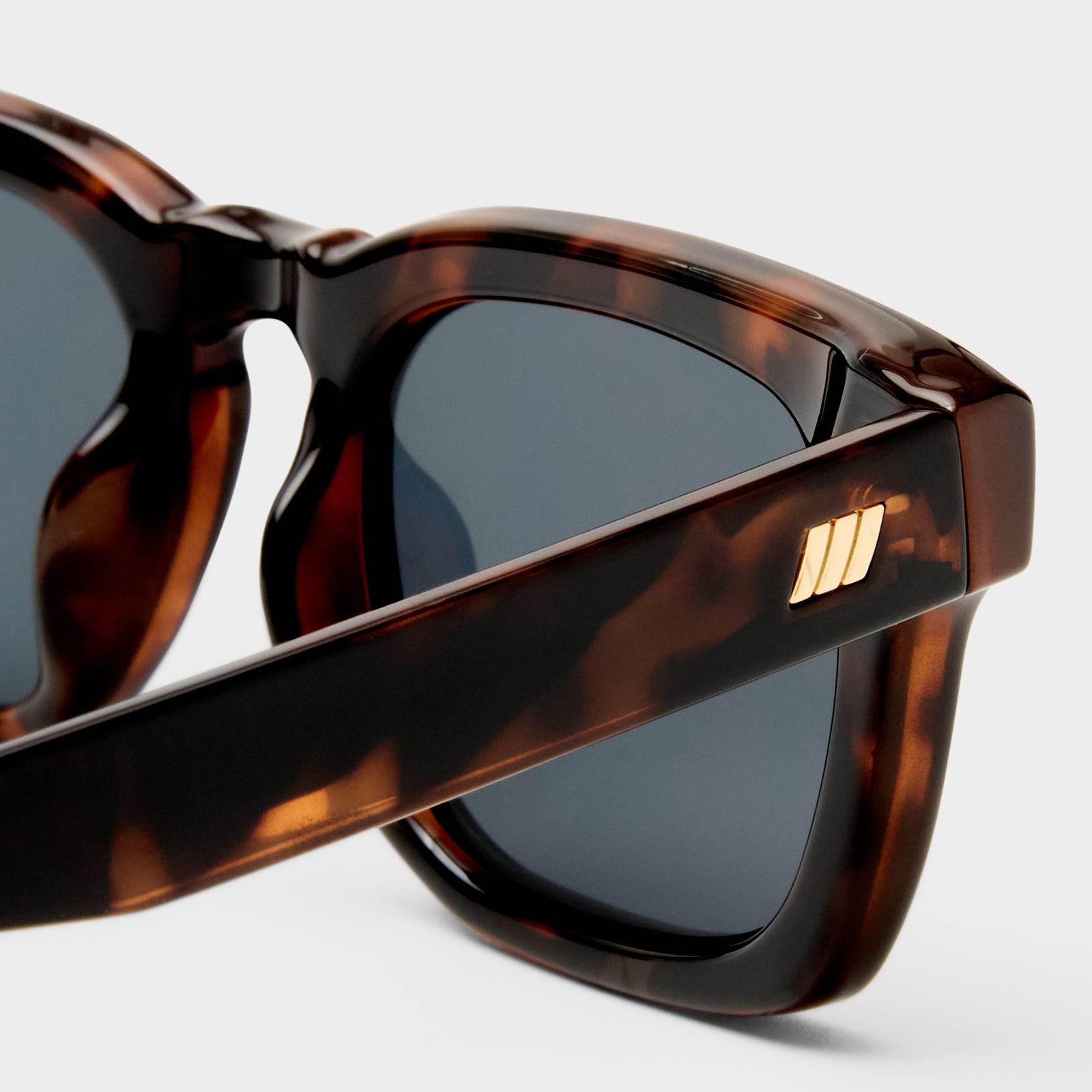 Iceberg + Tokyo Tort Uni-Sex Square Sunglasses | Le Specs