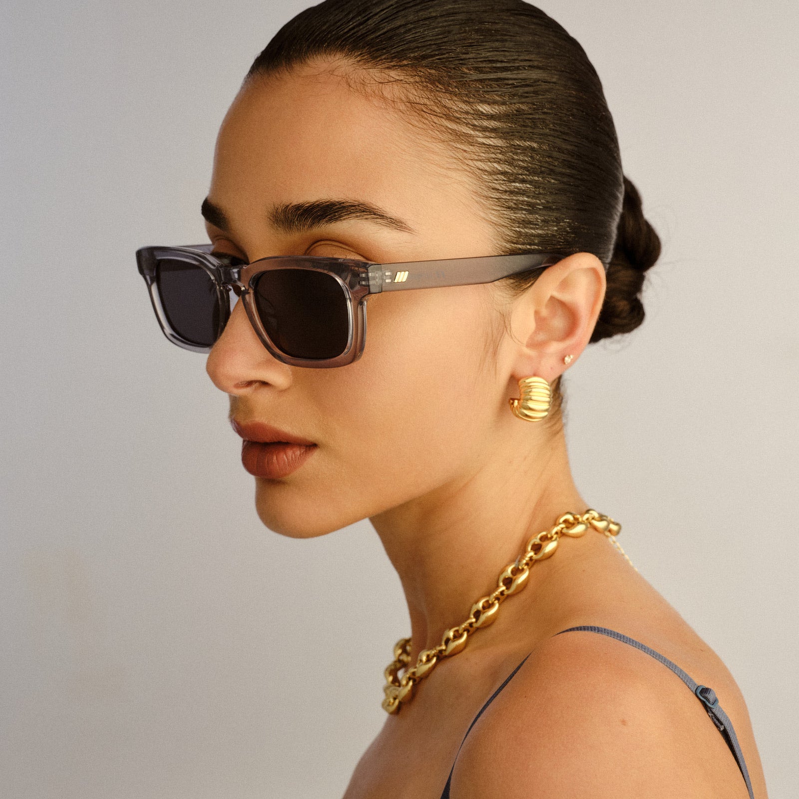 Iceberg + Pewter Uni-Sex Square Sunglasses | Le Specs