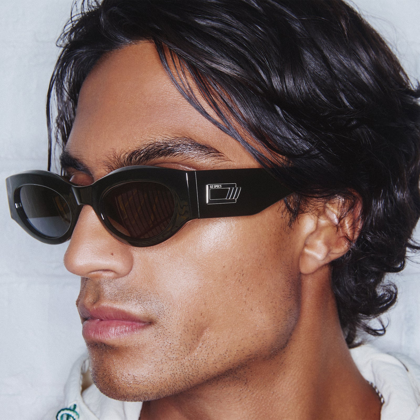 Body Bumpin Ii Black Uni-Sex Oval Sunglasses | Le Specs