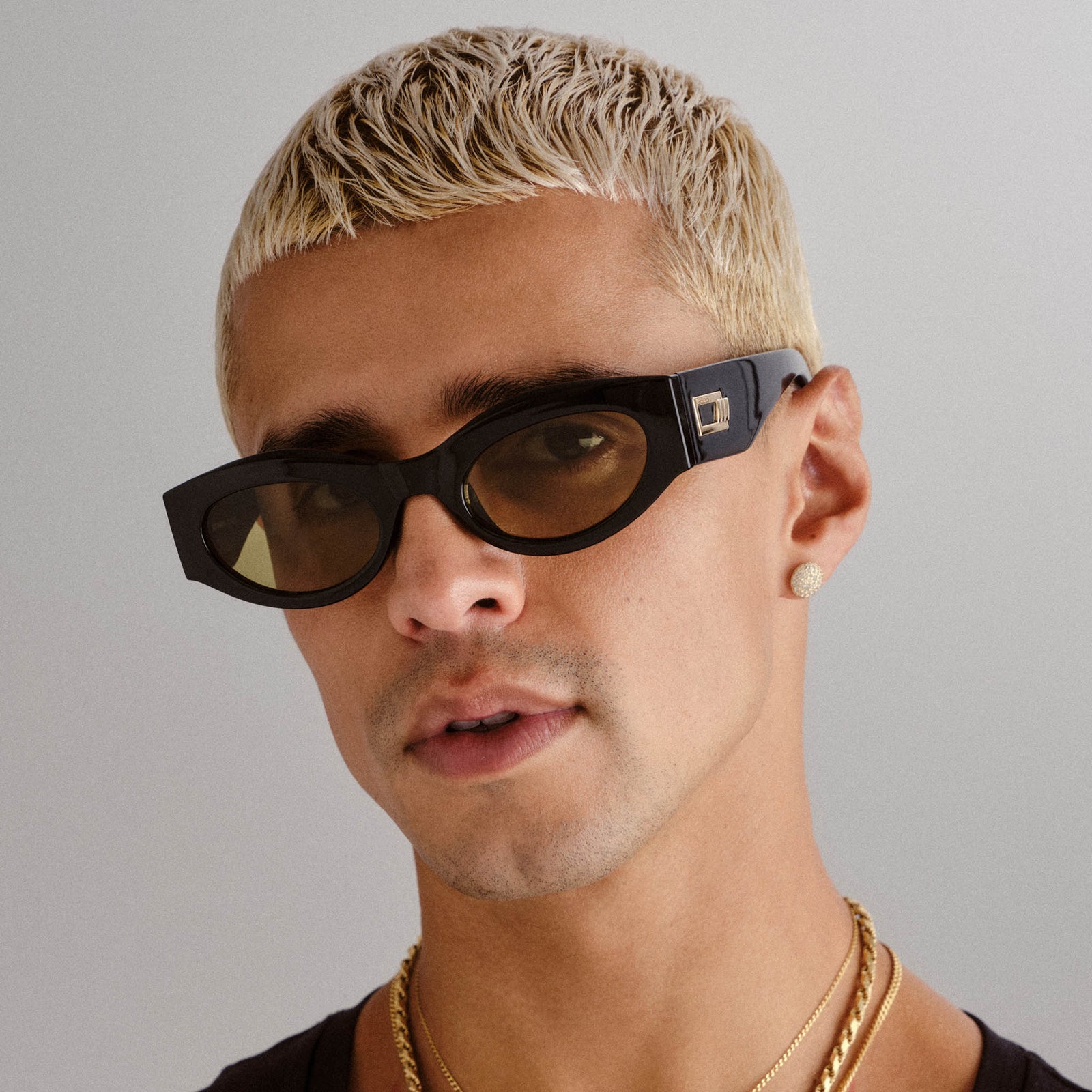Body Bumpin Ii Black Uni-Sex Oval Sunglasses | Le Specs