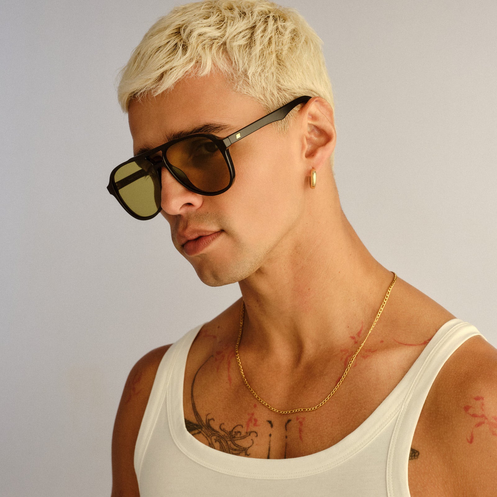 Tragic Magic Black Uni-Sex Aviator Sunglasses | Le Specs