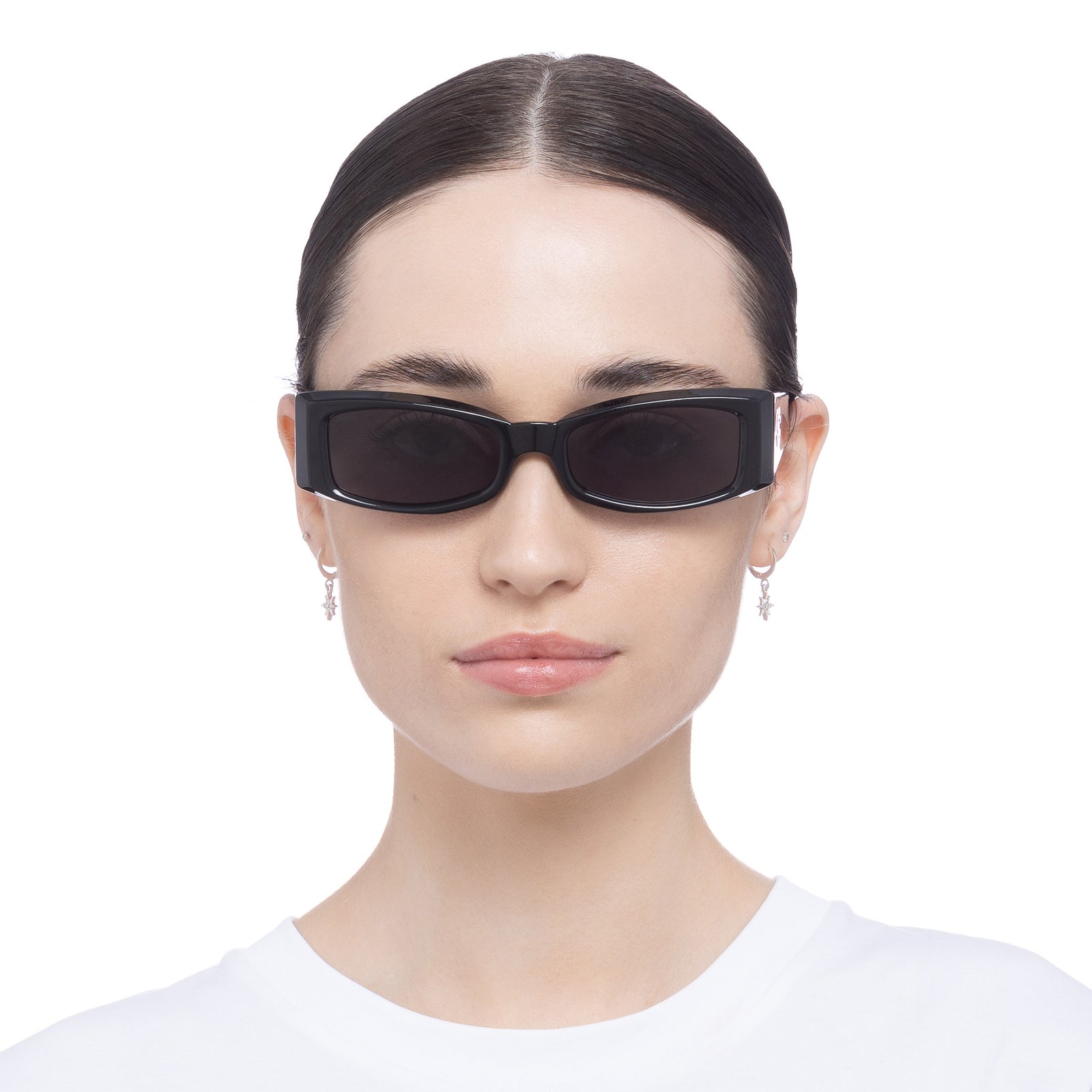 Pretense Black Uni-Sex Cat-Eye Sunglasses | Le Specs