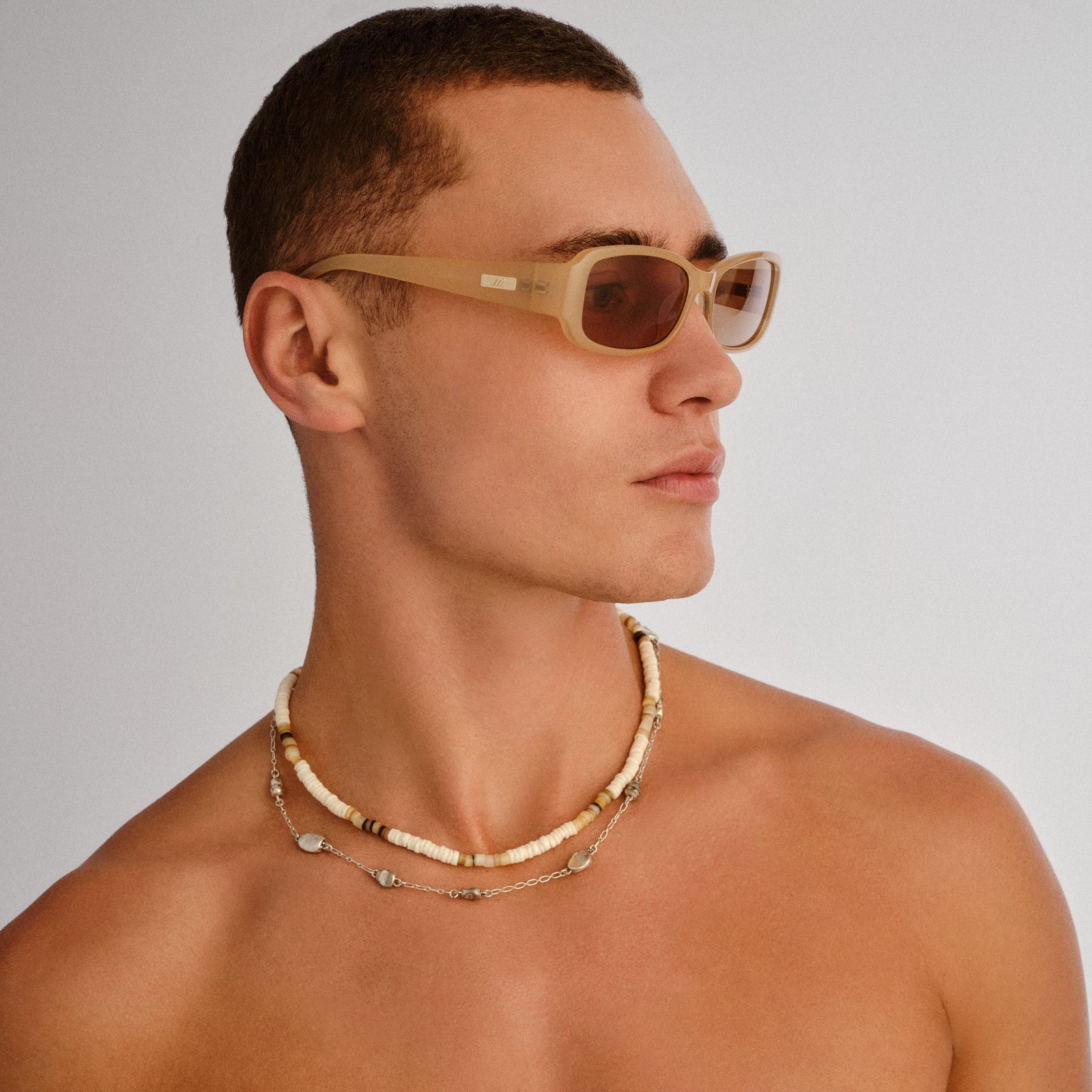 Gigglemug Nude Uni-Sex Rectangle Sunglasses | Le Specs