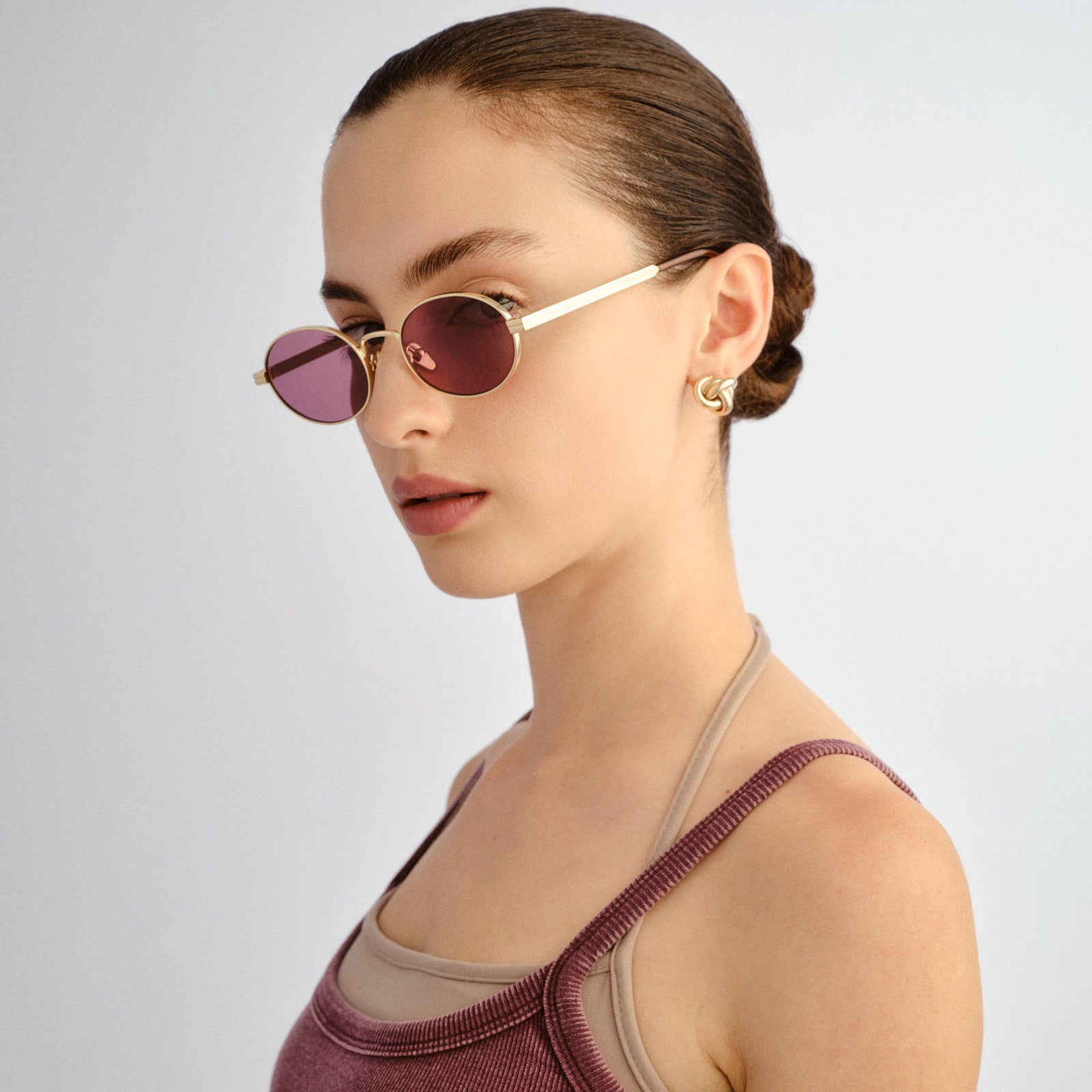 Side Bar Gold Uni-Sex Round Sunglasses | Le Specs