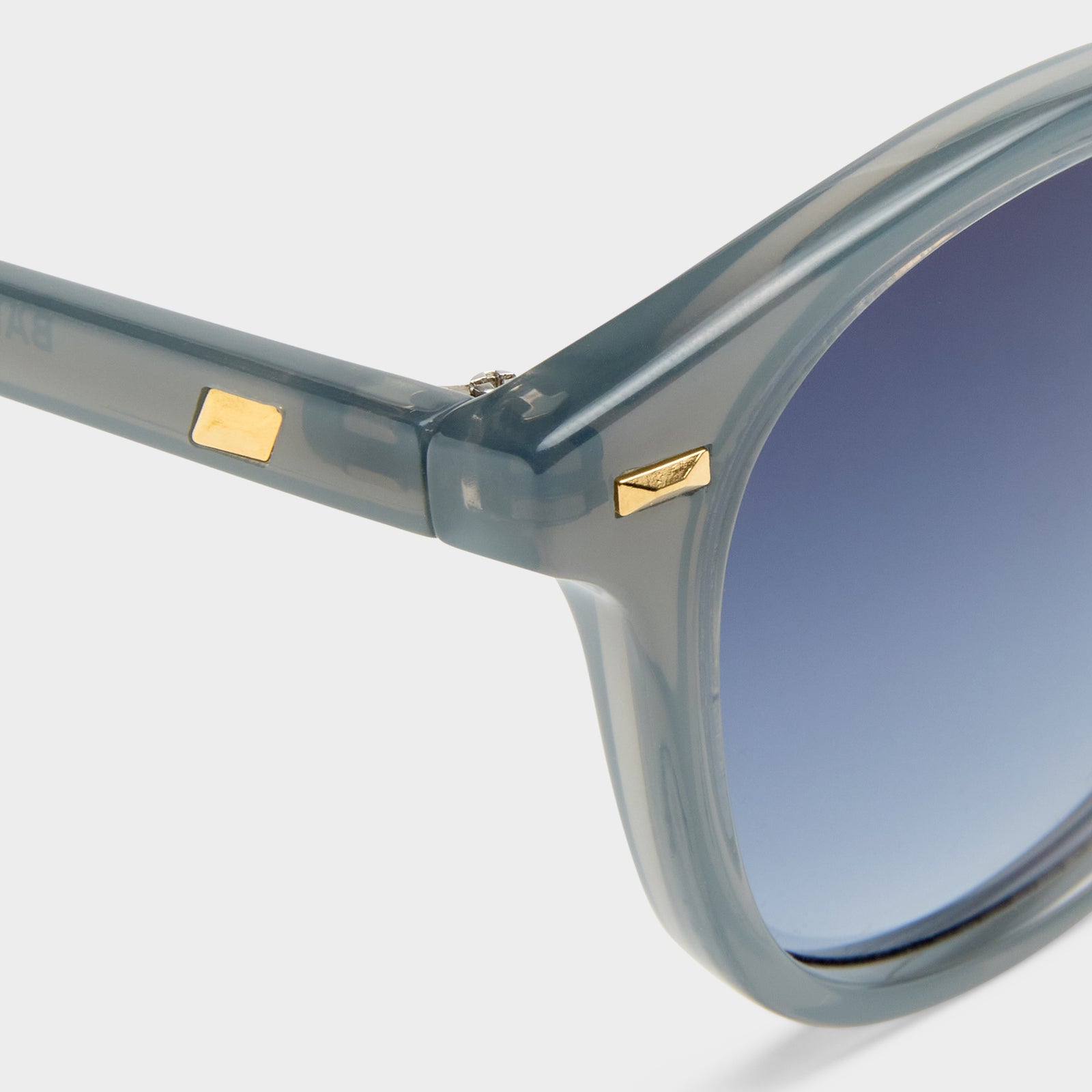 Bandwagon Slate Uni-Sex Round Sunglasses | Le Specs