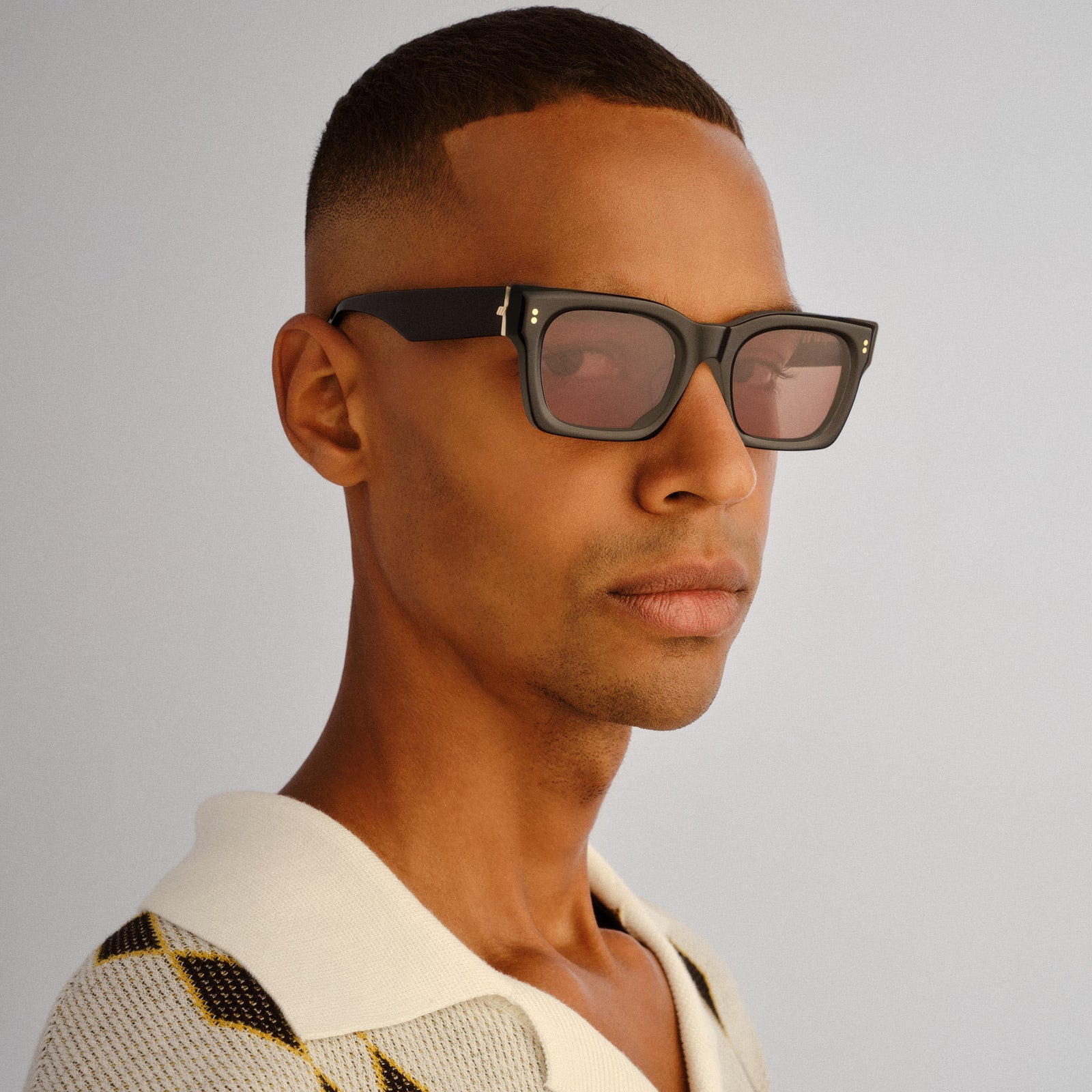 Lucent Black Uni-Sex D-Frame Sunglasses | Le Specs
