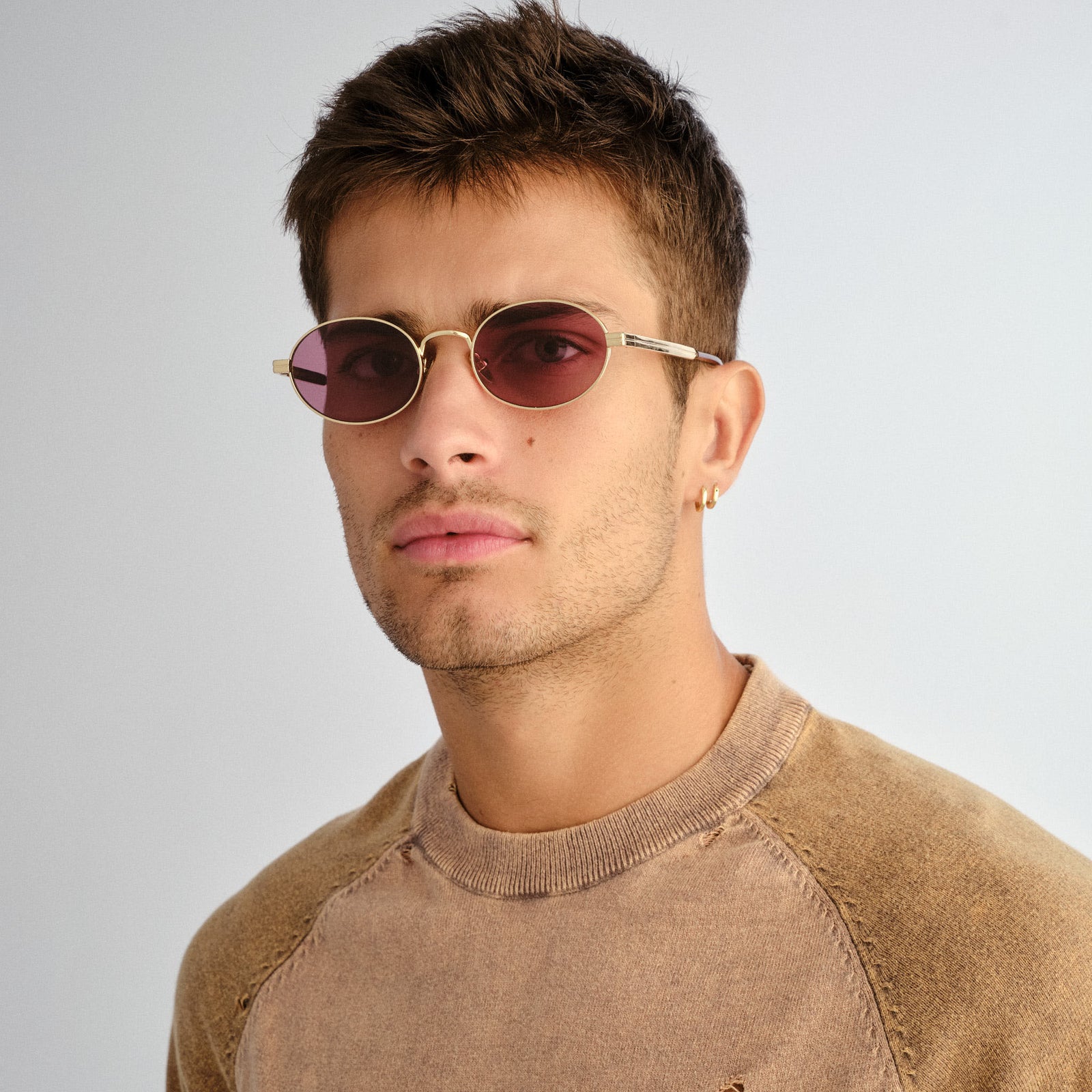 Side Bar Gold Uni-Sex Round Sunglasses | Le Specs