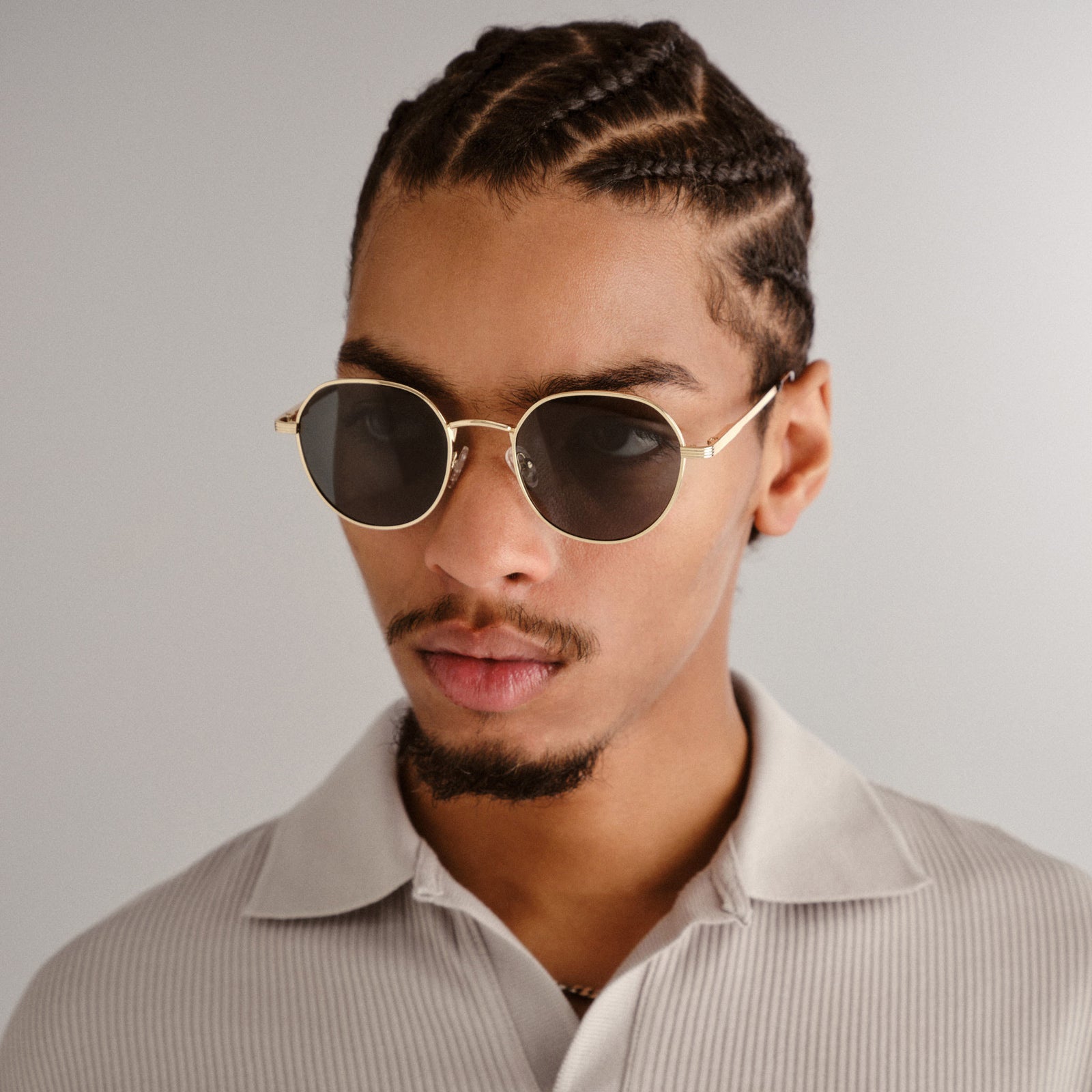 Odyssey Gold Uni-Sex Round Sunglasses | Le Specs