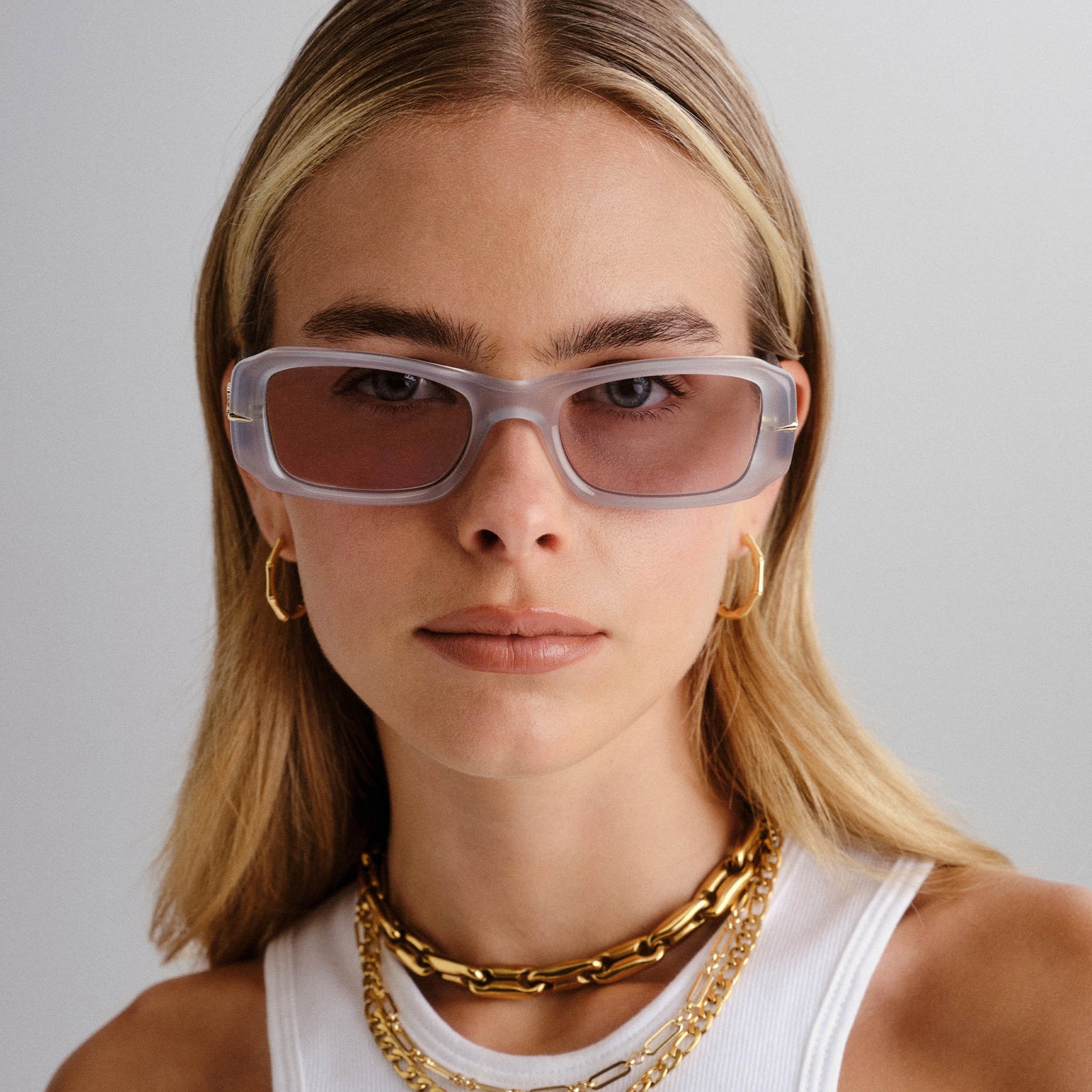 Numero Cuatro Mist Female Rectangle Sunglasses | Le Specs