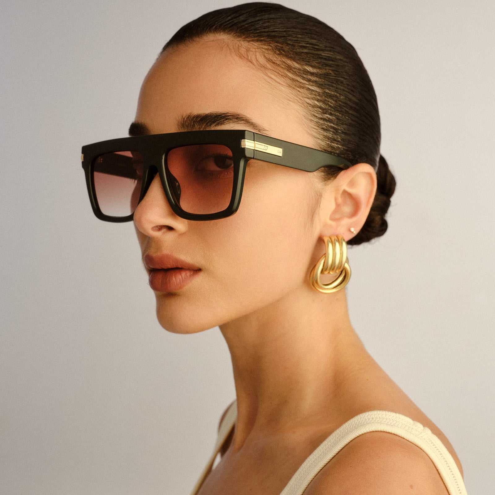 Offside + Dark Khaki Female Shield Sunglasses | Le Specs