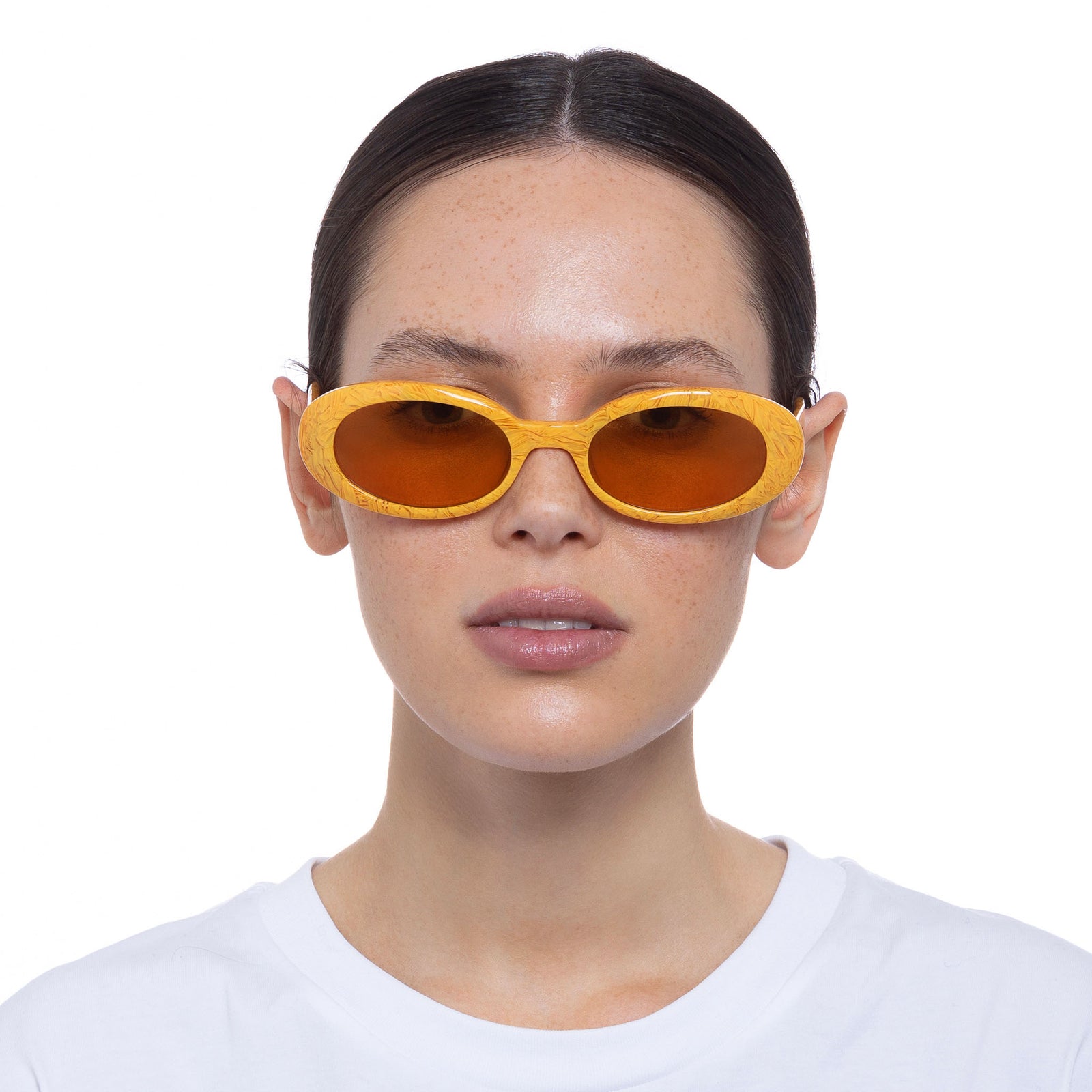Maybae Yellow Crayon Female Oval Sunglasses | Le Specs